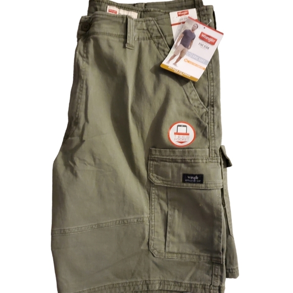 Wrangler NWT Big Men's Relaxed Fit Stretch Cargo Short 002-07 - Picture 8 of 10